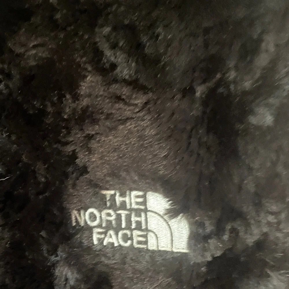 The North Face Girls M Quilted Black Vest